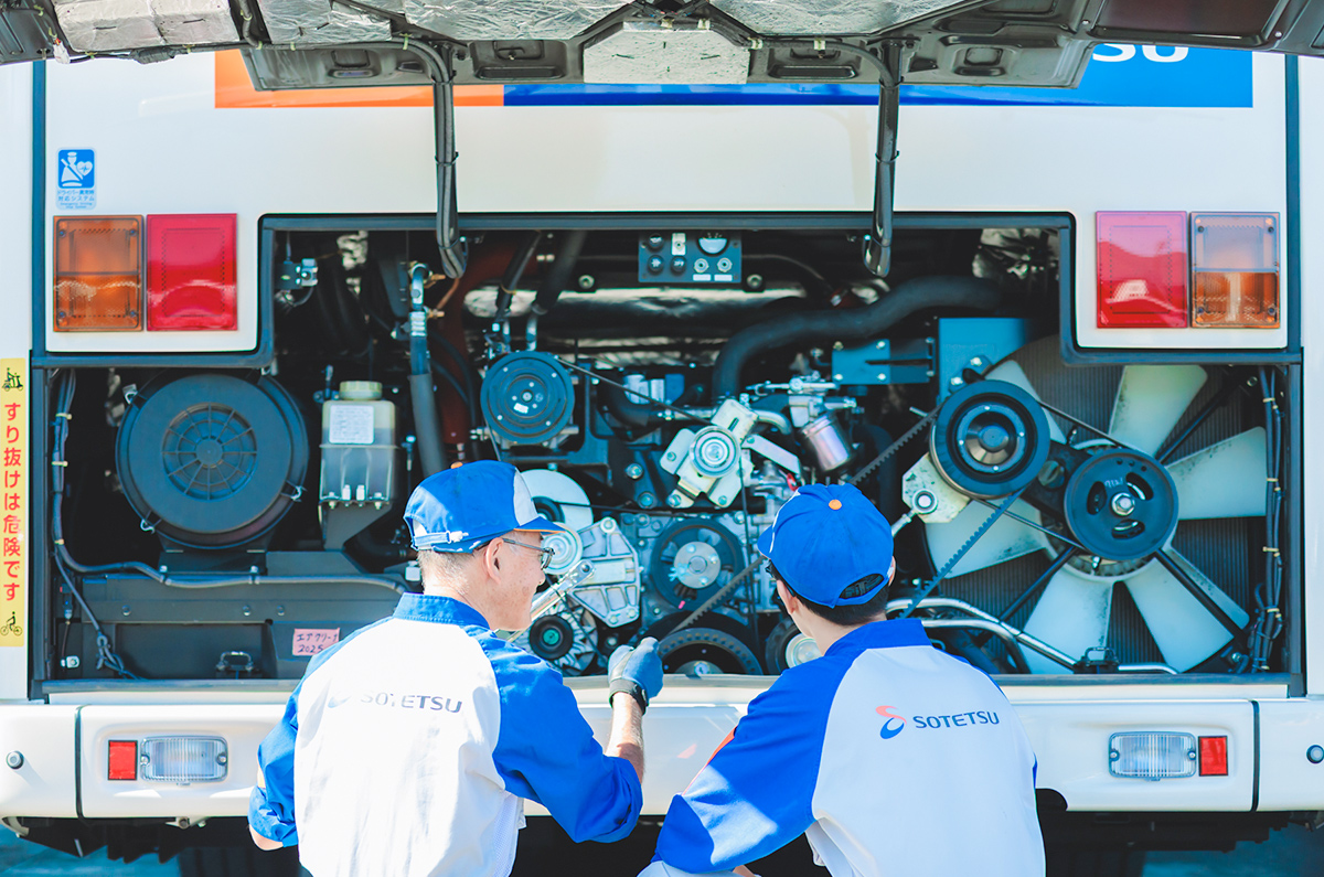 バス整備士（新卒採用｜大学卒）